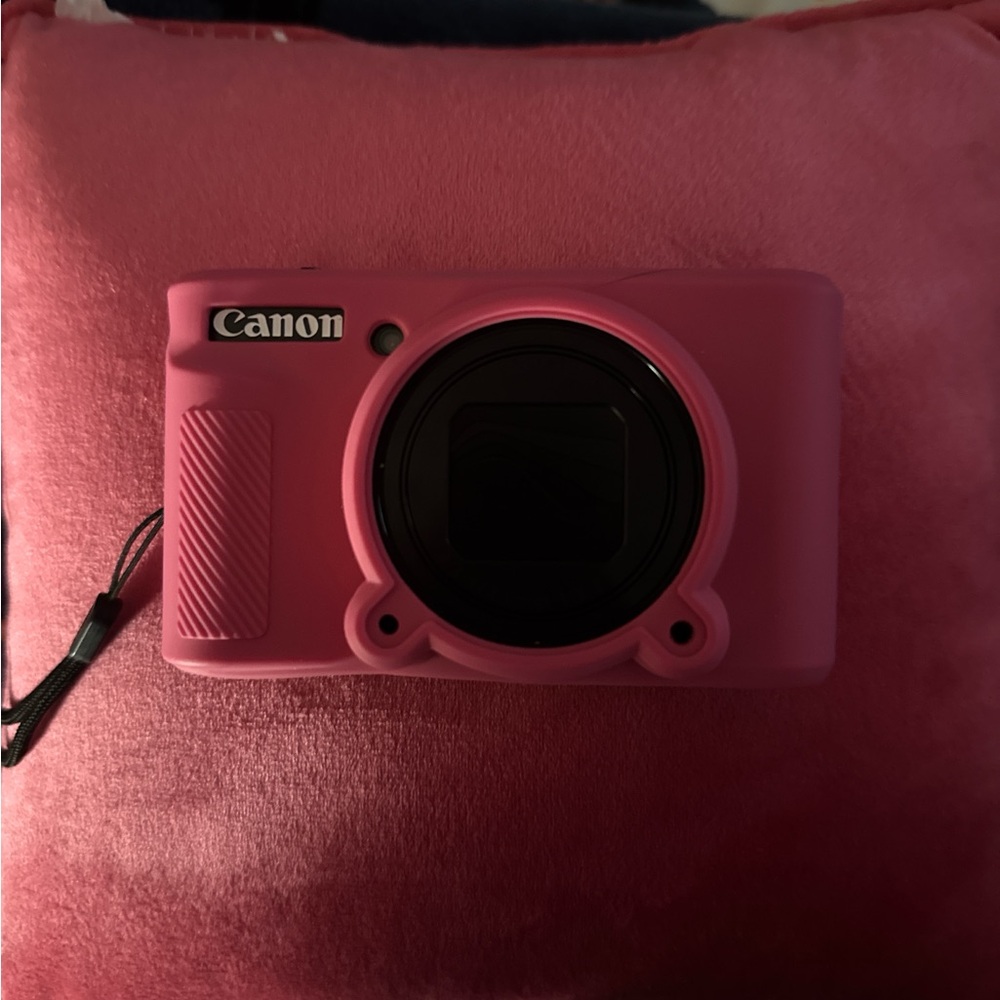 Canon Black Digital Cameras Professional Series - Picture 2 of 3